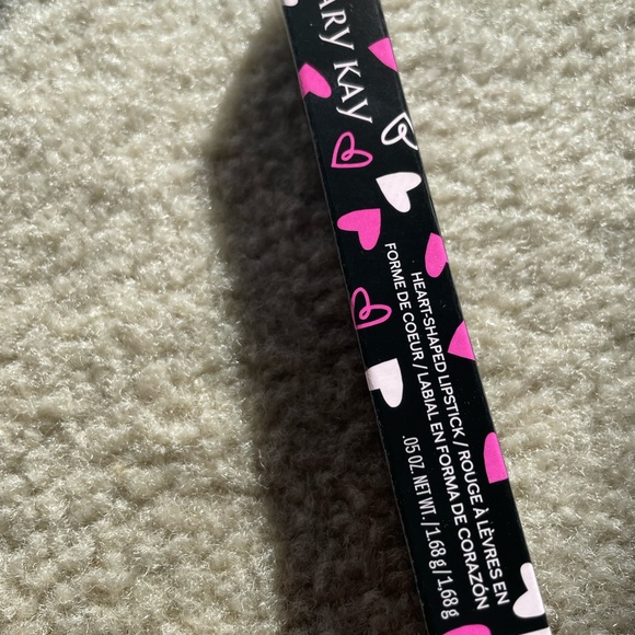 Lot-of-SIX-NIB Mary Kay Heart Shaped Click Up Lipsticks in Natural Confidence - Picture 10 of 11